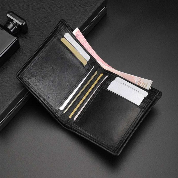 mens-luxury-crocodile-leather-wallet-869483.jpg
