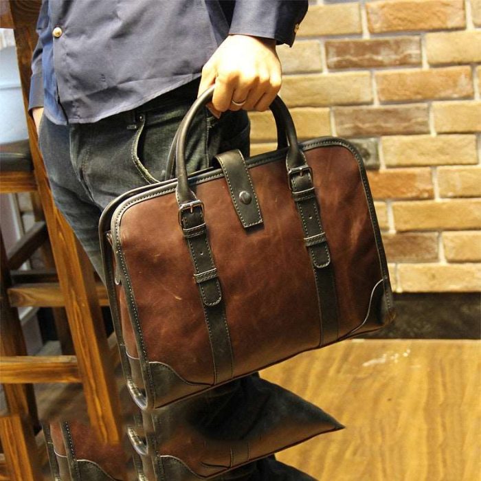 mens-luxury-leather-shoulder-carry-briefcase-523761.jpg